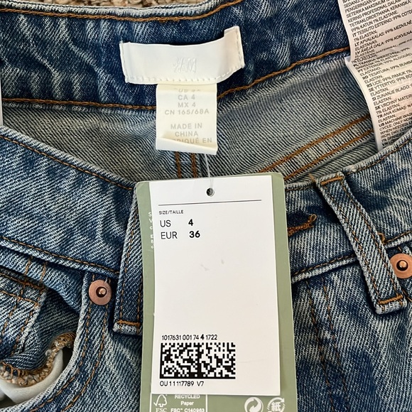 High Waist Straight Jeans w/ button fly - Picture 7 of 14